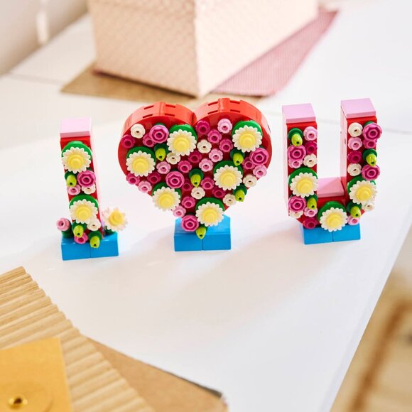 LEGO 40867 Valentines Love Letters NIB Brand New In Hand - Picture 5 of 13